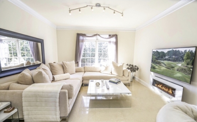 Family room with porcelain tile floor Family room with porcelain tile floor